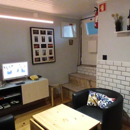 Lisbon Underground Apartment Apartment *